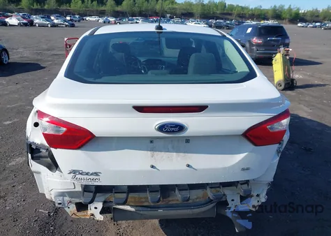 2014 Ford Focus Se из США, поврежденный, VIN 1FADP3F22EL404484